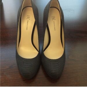 INC heels black